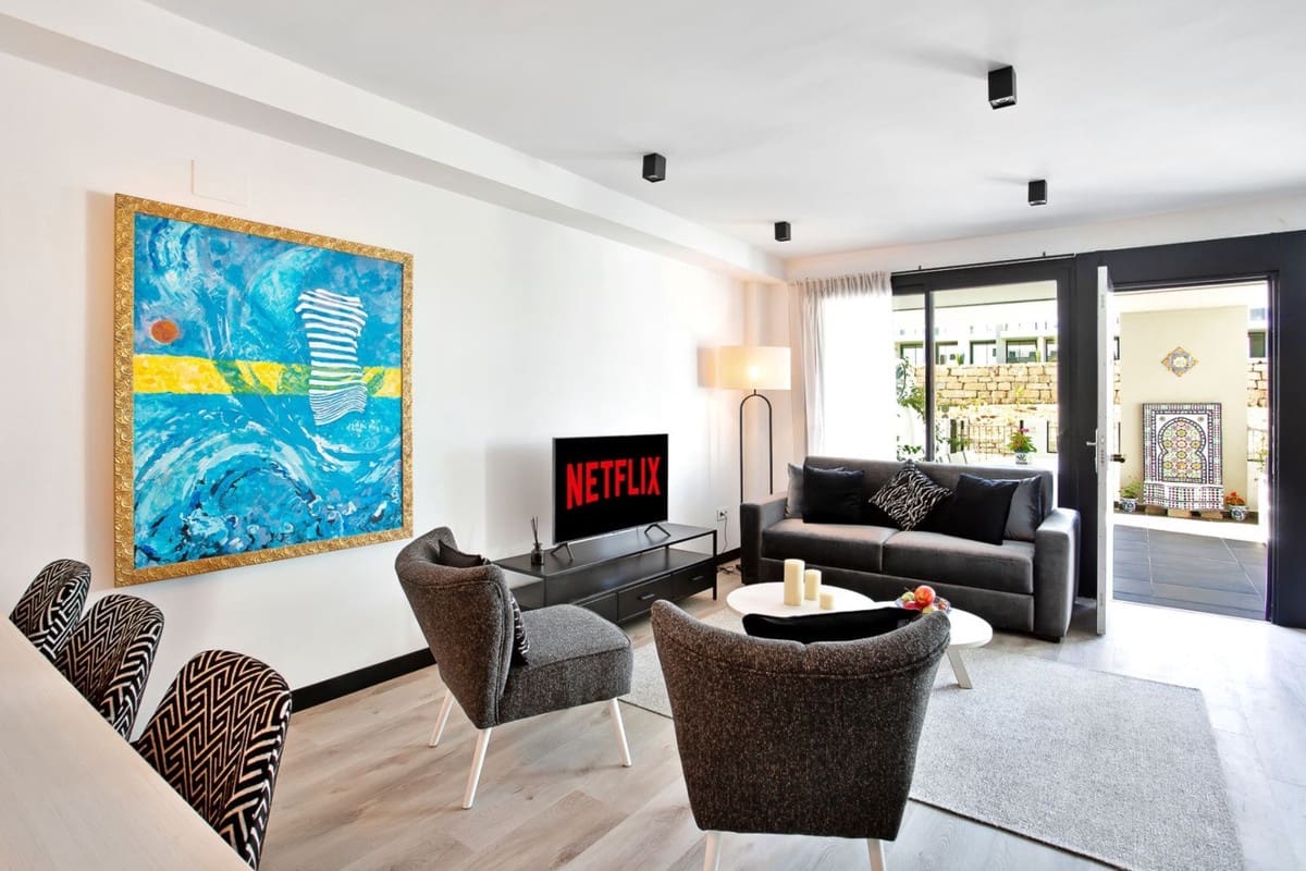 2 bedroom Apartment for sale in Mijas Costa with pool garage - € 339,000 (Ref: 7510805)