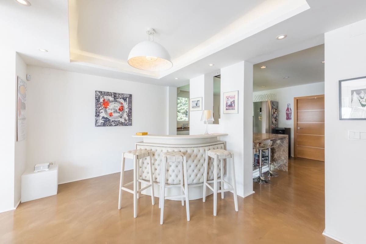 5 soveværelse Villa til salg i Nueva Andalucia med swimmingpool - € 2.490.000 (Ref: 7510852)