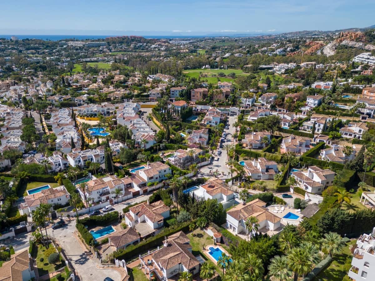 5 soveværelse Villa til salg i Nueva Andalucia med swimmingpool - € 2.490.000 (Ref: 7510852)