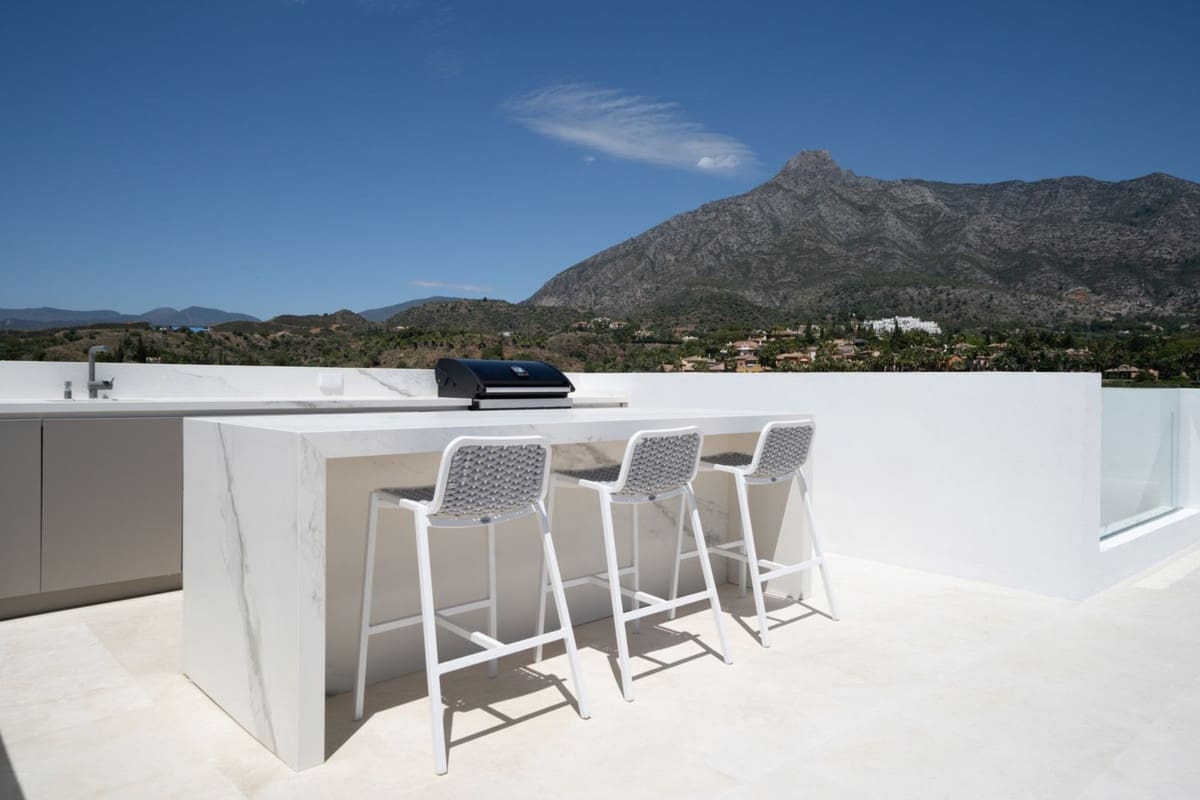 5 Zimmer Villa zu verkaufen in Golden Mile mit Pool Garage - 3.950.000 € (Ref: 7651879)