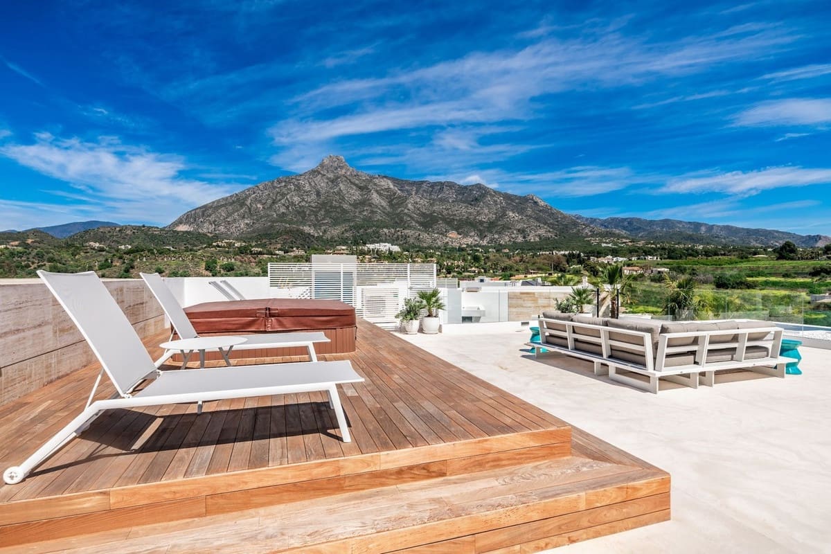 5 Zimmer Villa zu verkaufen in Golden Mile mit Pool Garage - 3.950.000 € (Ref: 7651879)