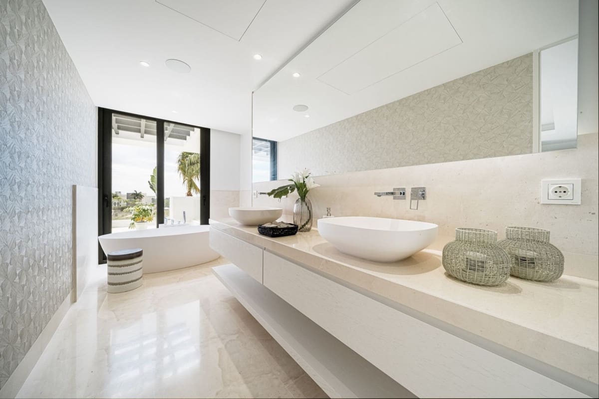 5 Zimmer Villa zu verkaufen in Golden Mile mit Pool Garage - 3.950.000 € (Ref: 7651879)