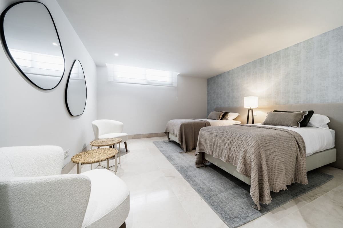 5 Zimmer Villa zu verkaufen in Golden Mile mit Pool Garage - 3.950.000 € (Ref: 7651879)