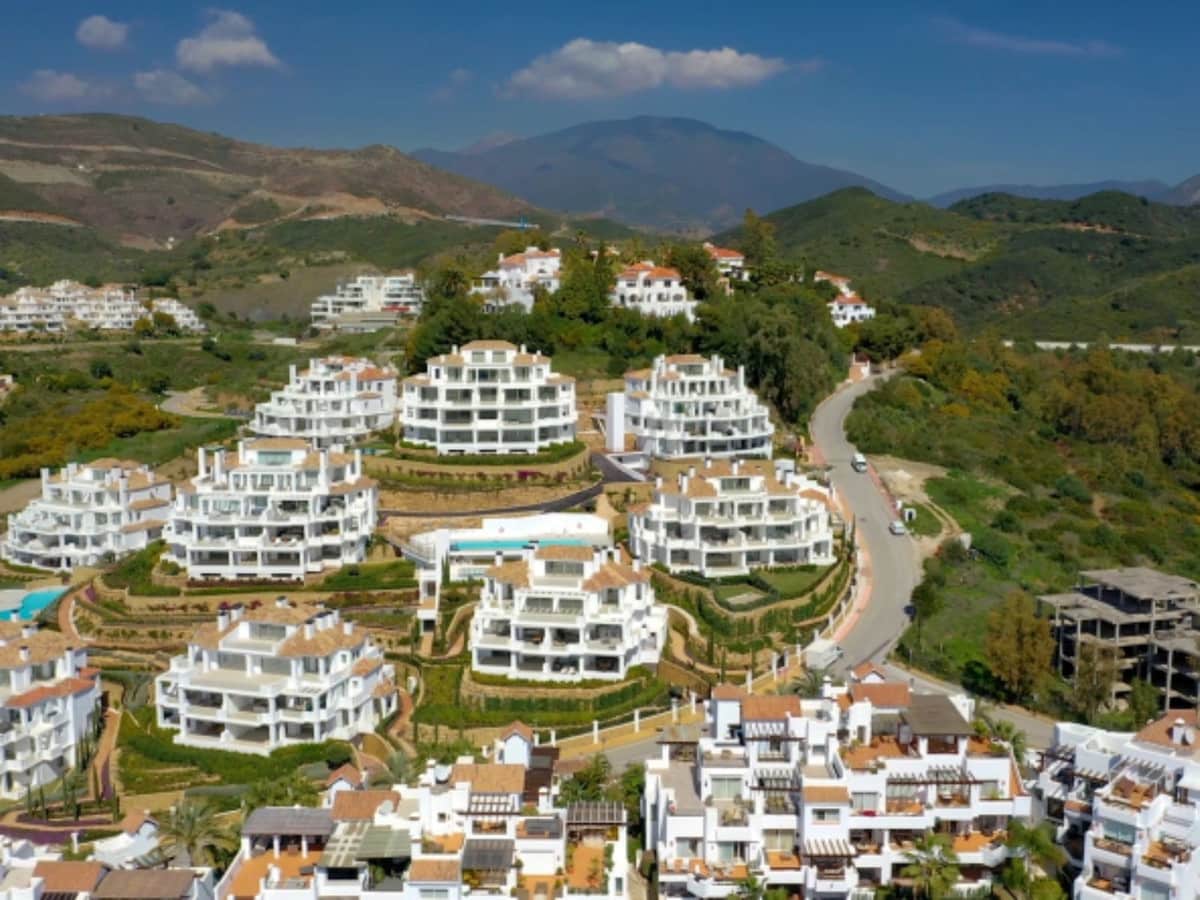 Apartamento de 7 habitaciones en Nueva Andalucia en venta con piscina garaje - 4.300.000 € (Ref: 7666037)