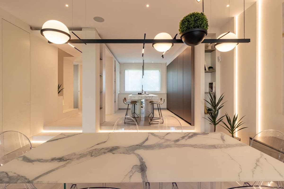 4 slaapkamer Huis te koop in Golden Mile met zwembad garage - € 5.460.000 (Ref: 7706213)