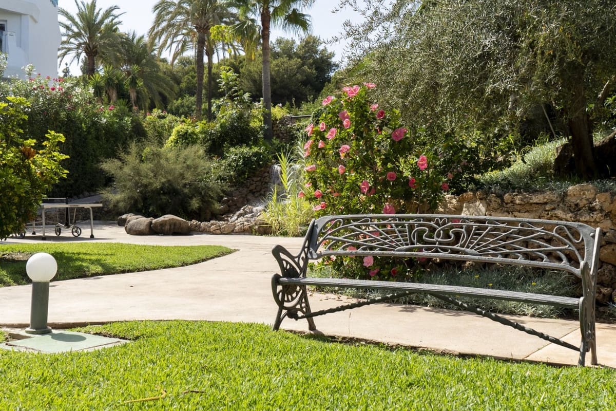 4 makuuhuone Omakotitalo myytävänä paikassa Golden Mile mukana uima-altaan 
autotalli - 5 460 000 € (Ref: 7706213)