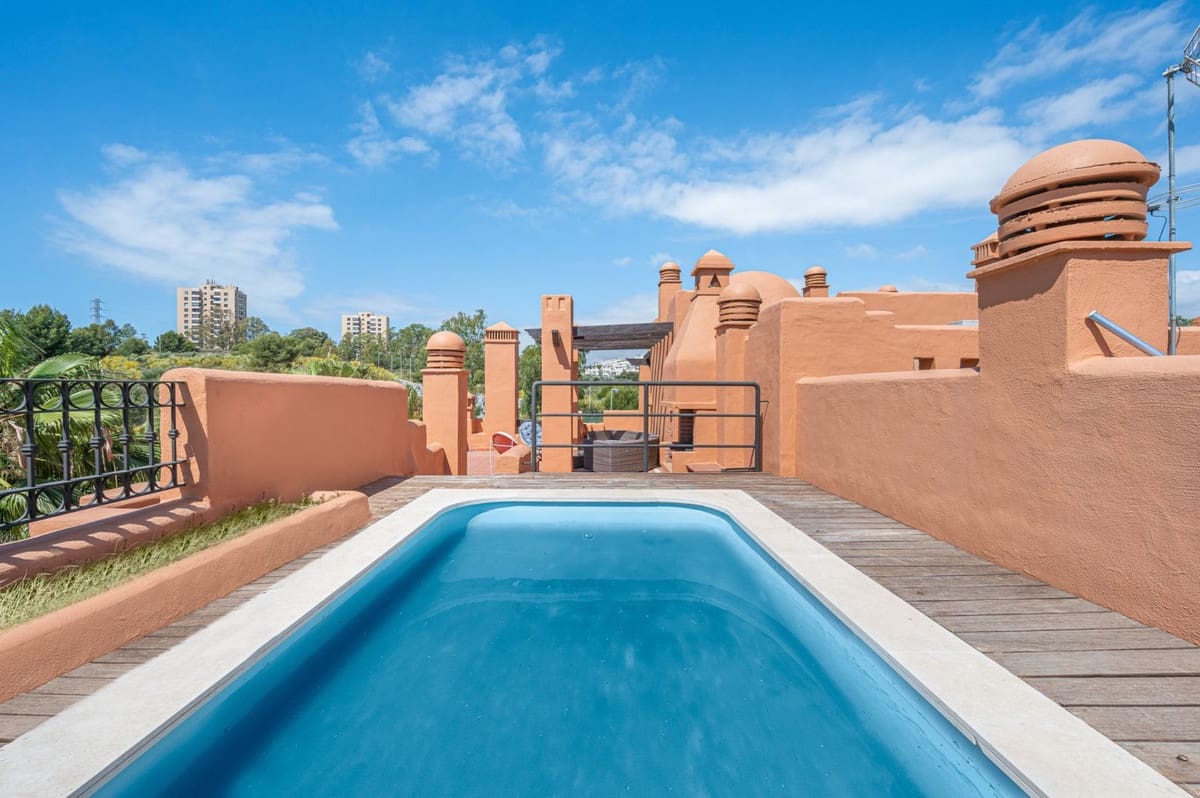 3 camera da letto Appartamento in vendita in Nueva Andalucia - 1.900.000 € (Rif: 7706215)