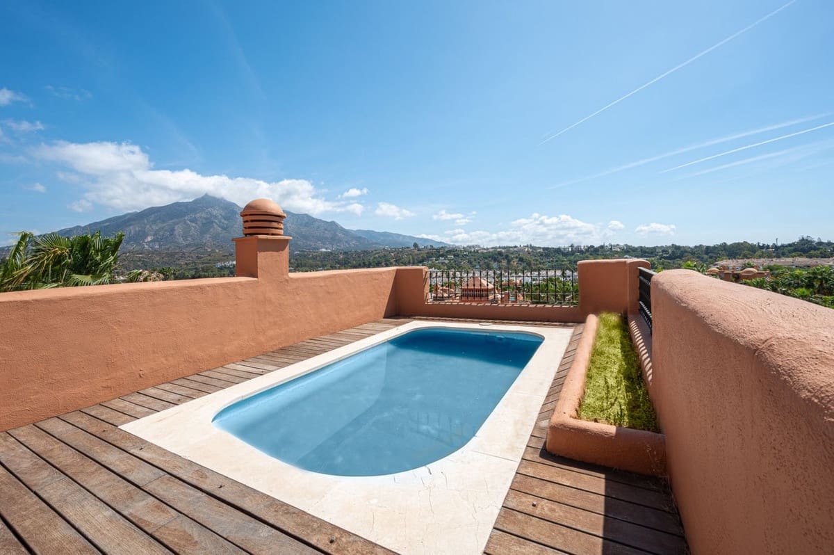 3 camera da letto Appartamento in vendita in Nueva Andalucia - 1.900.000 € (Rif: 7706215)