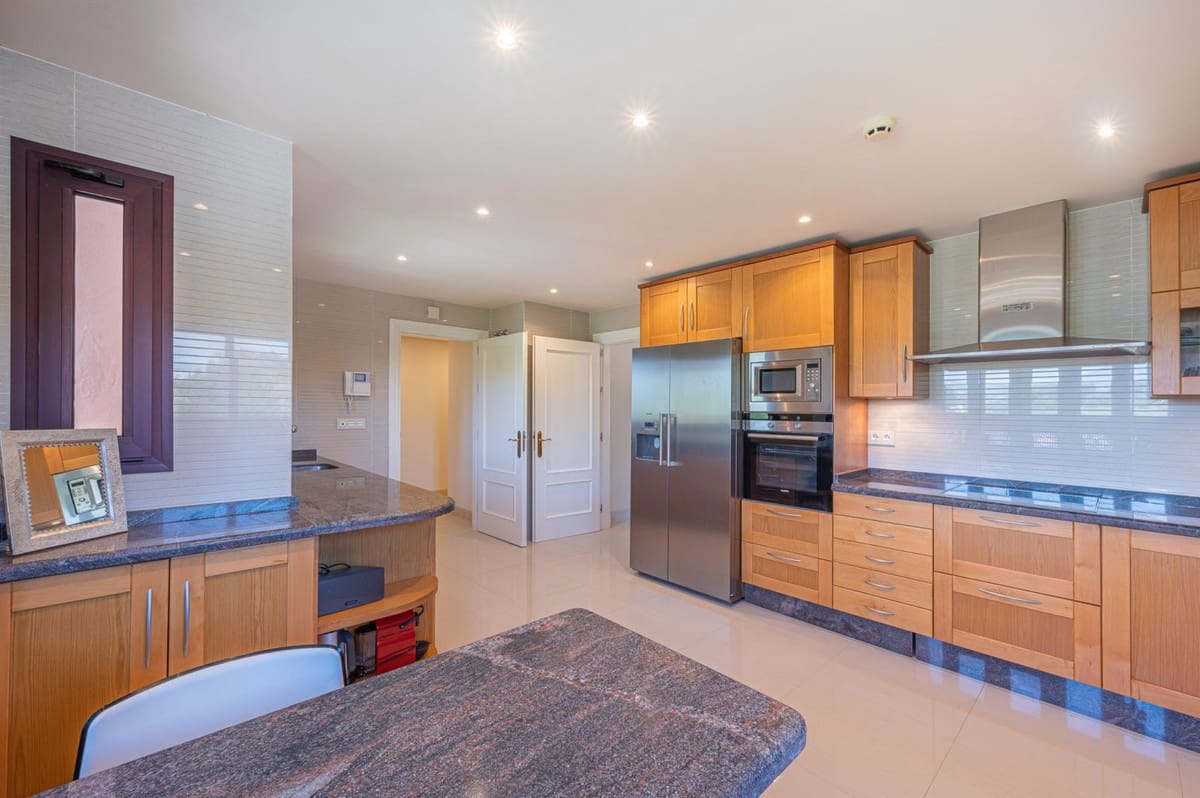 3 camera da letto Appartamento in vendita in Nueva Andalucia - 1.900.000 € (Rif: 7706215)