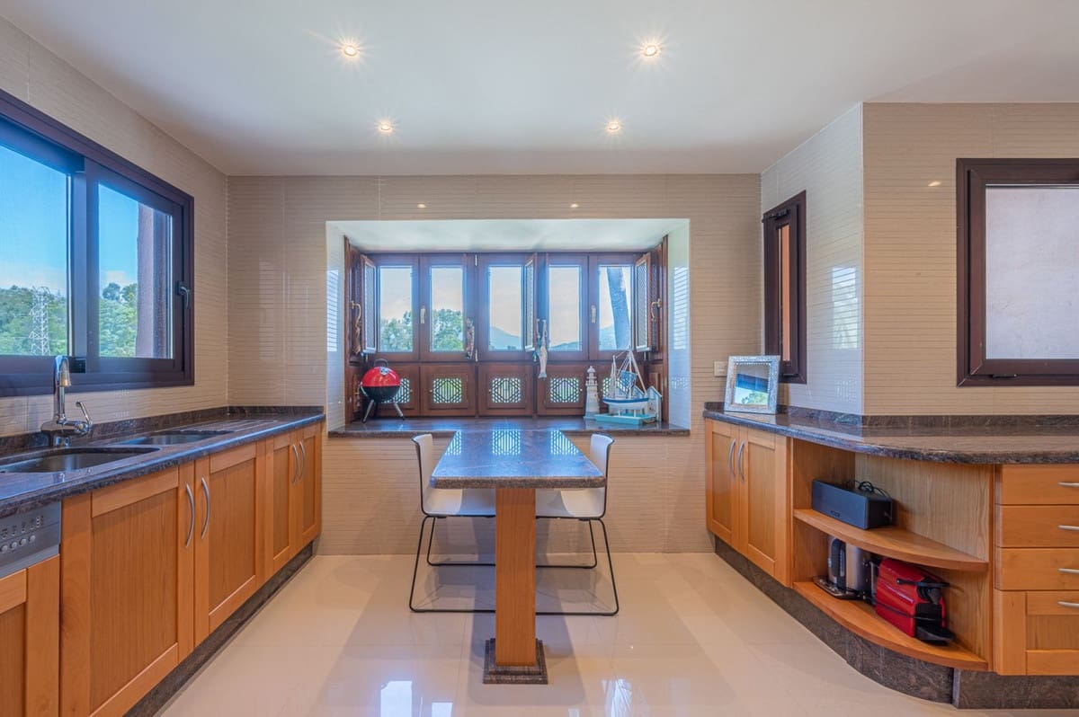 3 camera da letto Appartamento in vendita in Nueva Andalucia - 1.900.000 € (Rif: 7706215)