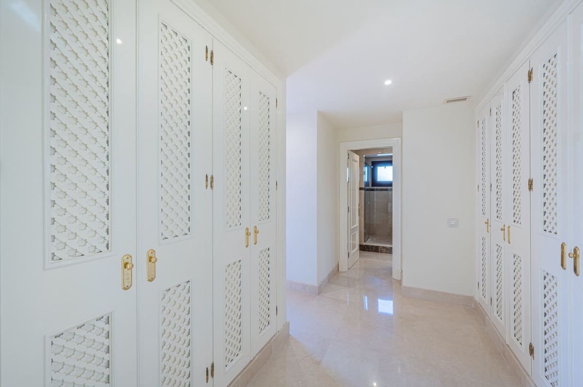 3 camera da letto Appartamento in vendita in Nueva Andalucia - 1.900.000 € (Rif: 7706215)