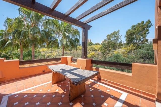 3 soverom Leilighet til salgs i Nueva Andalucia, Marbella - € 1 900 000 (Ref: 7706215)