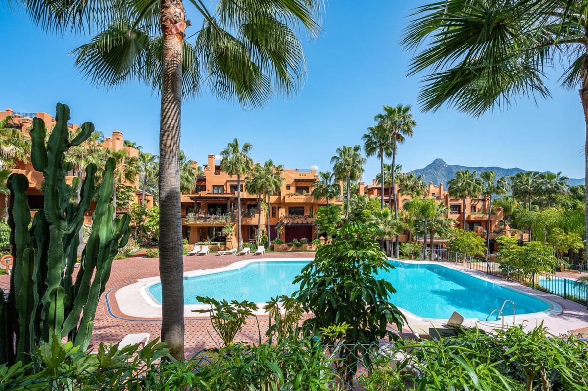 3 camera da letto Appartamento in vendita in Nueva Andalucia - 1.900.000 € (Rif: 7706215)