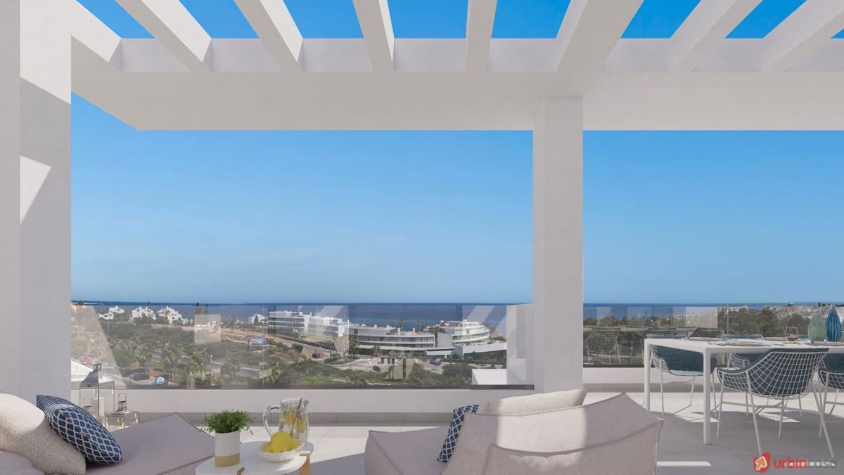 Penthouse para venda em Estepona com piscina garagem - 725 000 € (Ref: 7706216)