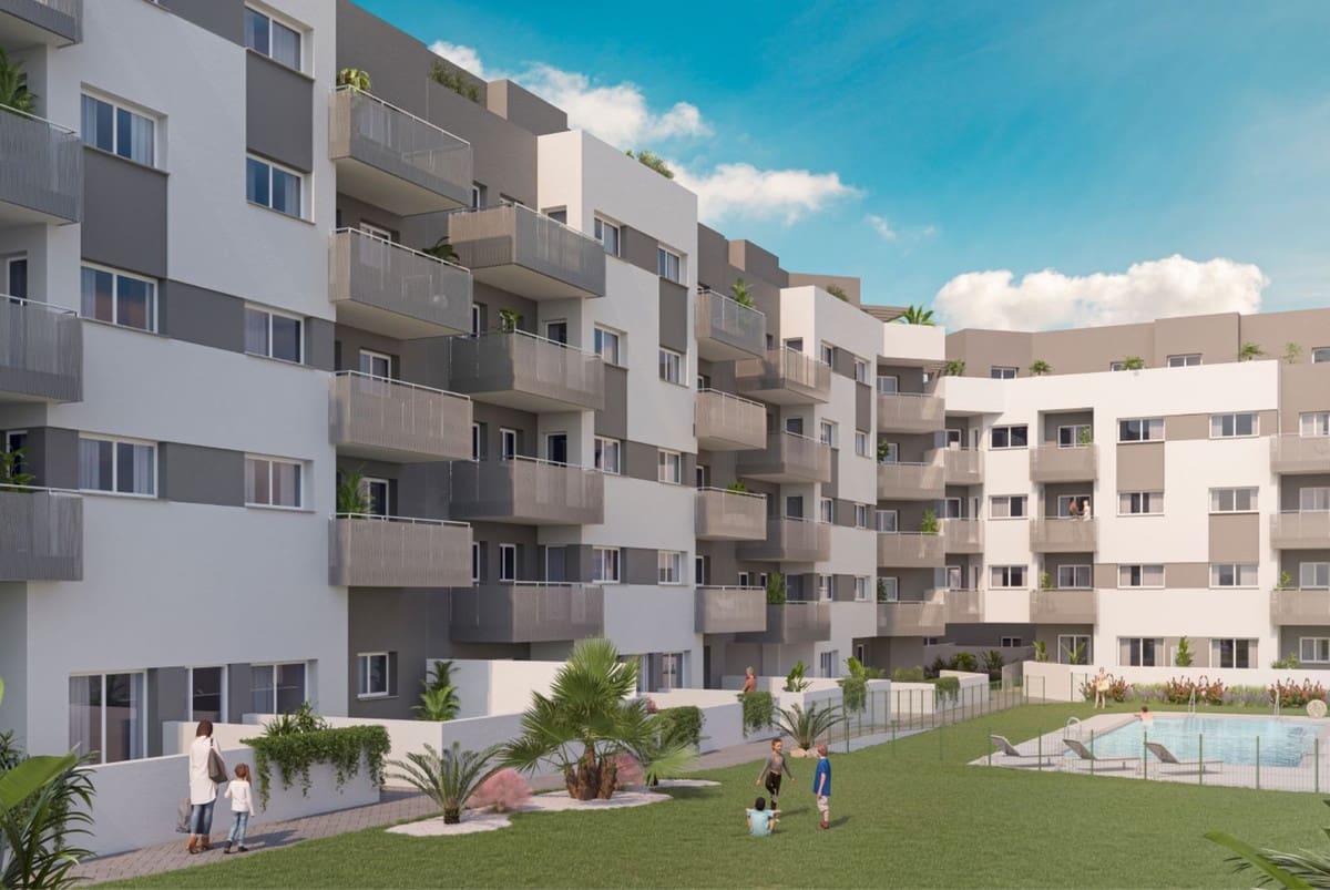 Apartamento de 2 habitaciones en Torre del Mar en venta con piscina garaje - 269.950 € (Ref: 7741606)