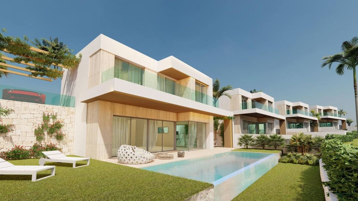 4 soverom Villa til salgs i Estepona med svømmebasseng - € 1 250 000 (Ref: 7748296)