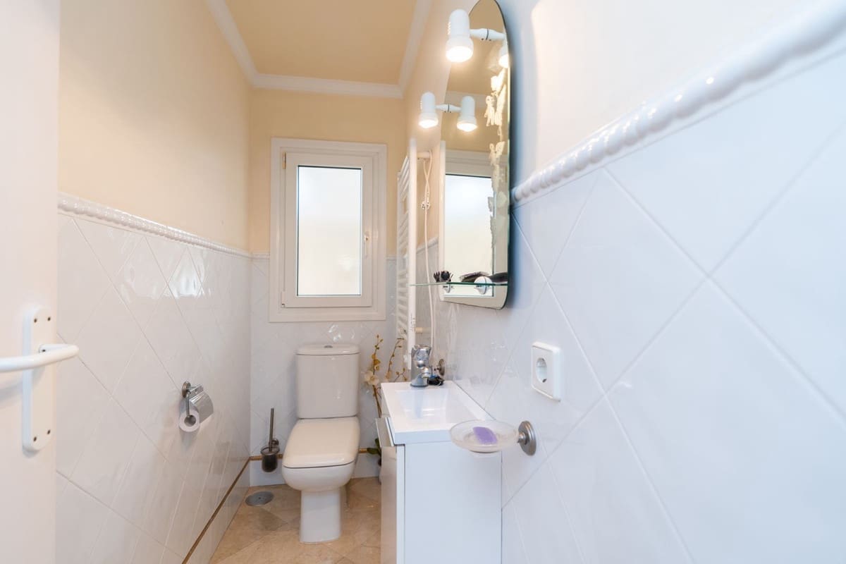 3 soverom Villa til salgs i La Cala de Mijas med svømmebasseng garasje - € 1 375 000 (Ref: 7840717)