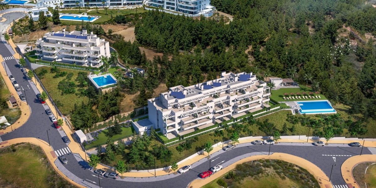 2 bedroom Apartment for sale in Mijas Costa with pool garage - € 412,100 (Ref: 7868749)