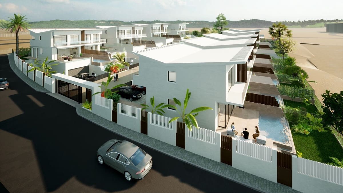 4 soveværelse Byhus til salg i La Cala de Mijas med swimmingpool garage - € 825.000 (Ref: 7870493)