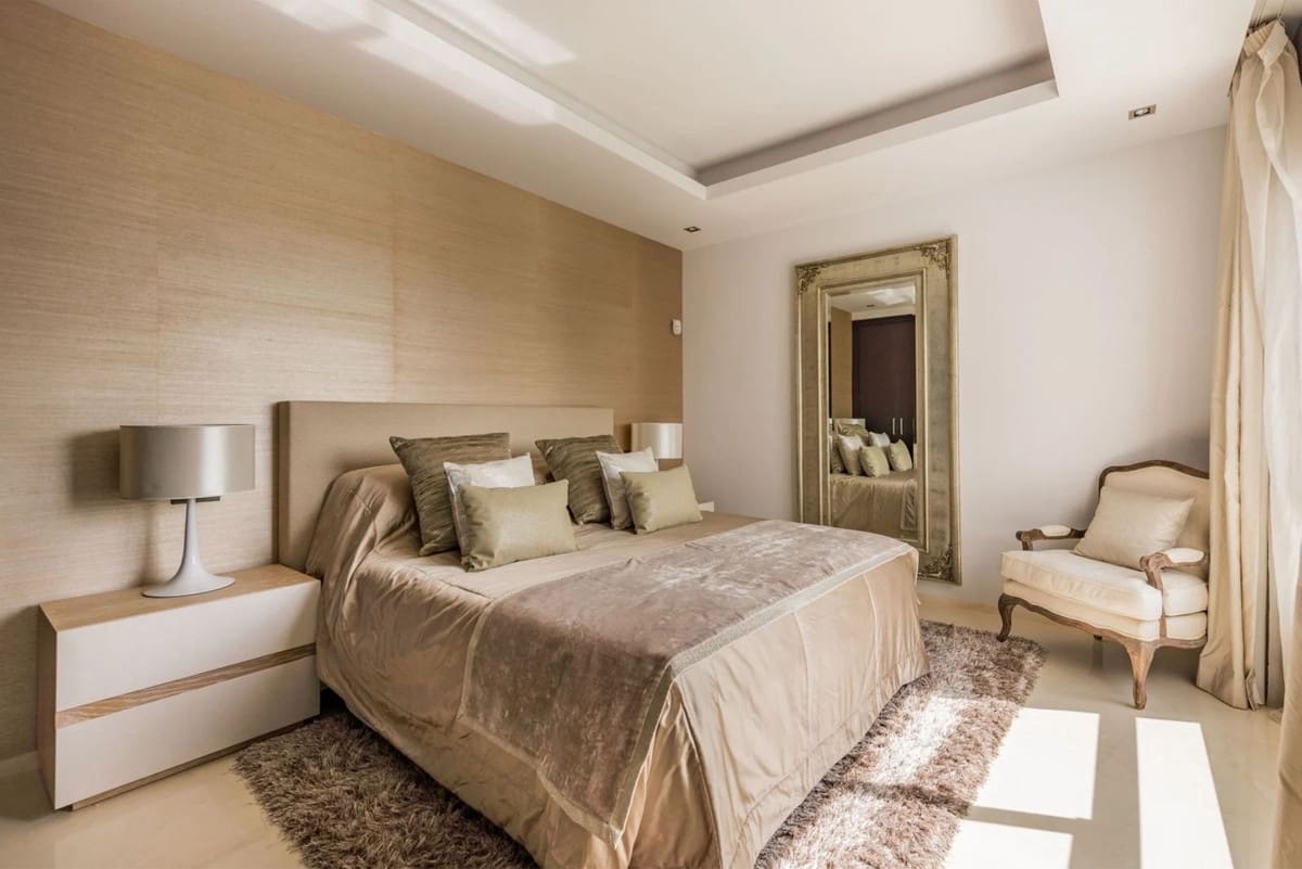 5 Zimmer Villa zu verkaufen in Golden Mile mit Pool Garage - 4.150.000 € (Ref: 7929657)