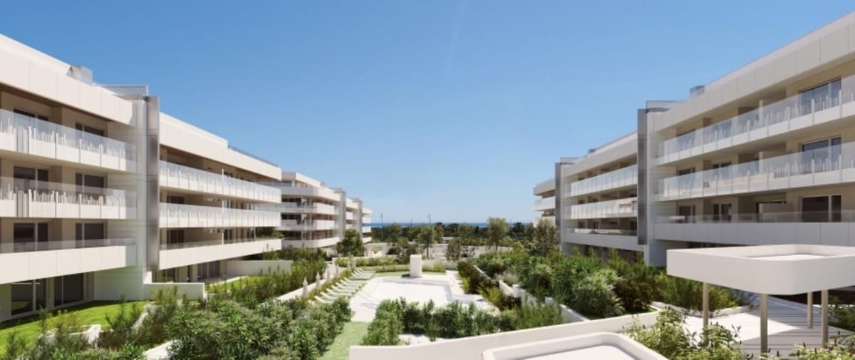 2 bedroom Apartment for sale in San Pedro de Alcantara with pool garage - € 645,000 (Ref: 7958785)
