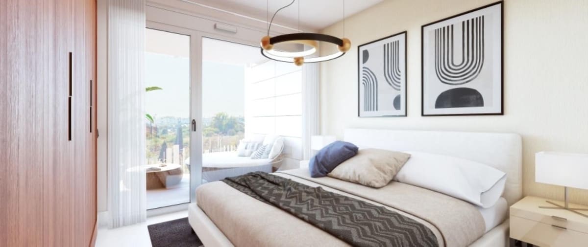 2 bedroom Apartment for sale in San Pedro de Alcantara with pool garage - € 645,000 (Ref: 7958785)