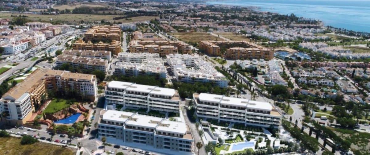 Ático de 4 habitaciones en San Pedro de Alcantara en venta con piscina garaje - 1.490.000 € (Ref: 7958785)