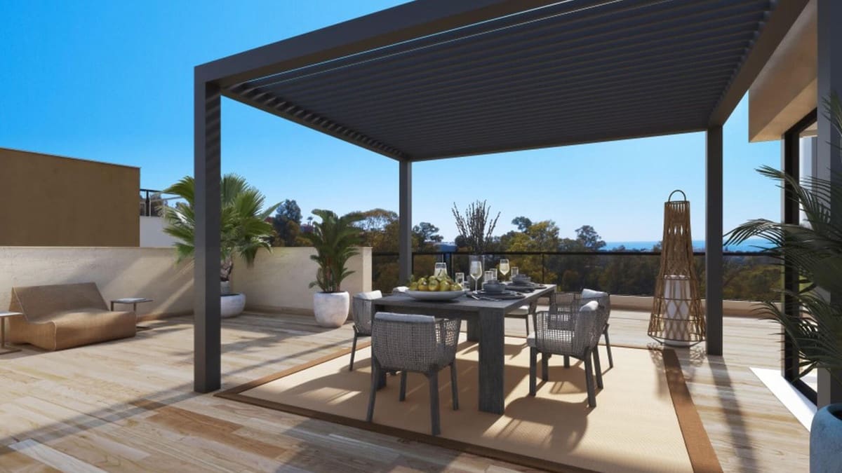 3 bedroom Apartment for sale in Nueva Andalucia with pool garage - € 950,000 (Ref: 7960963)