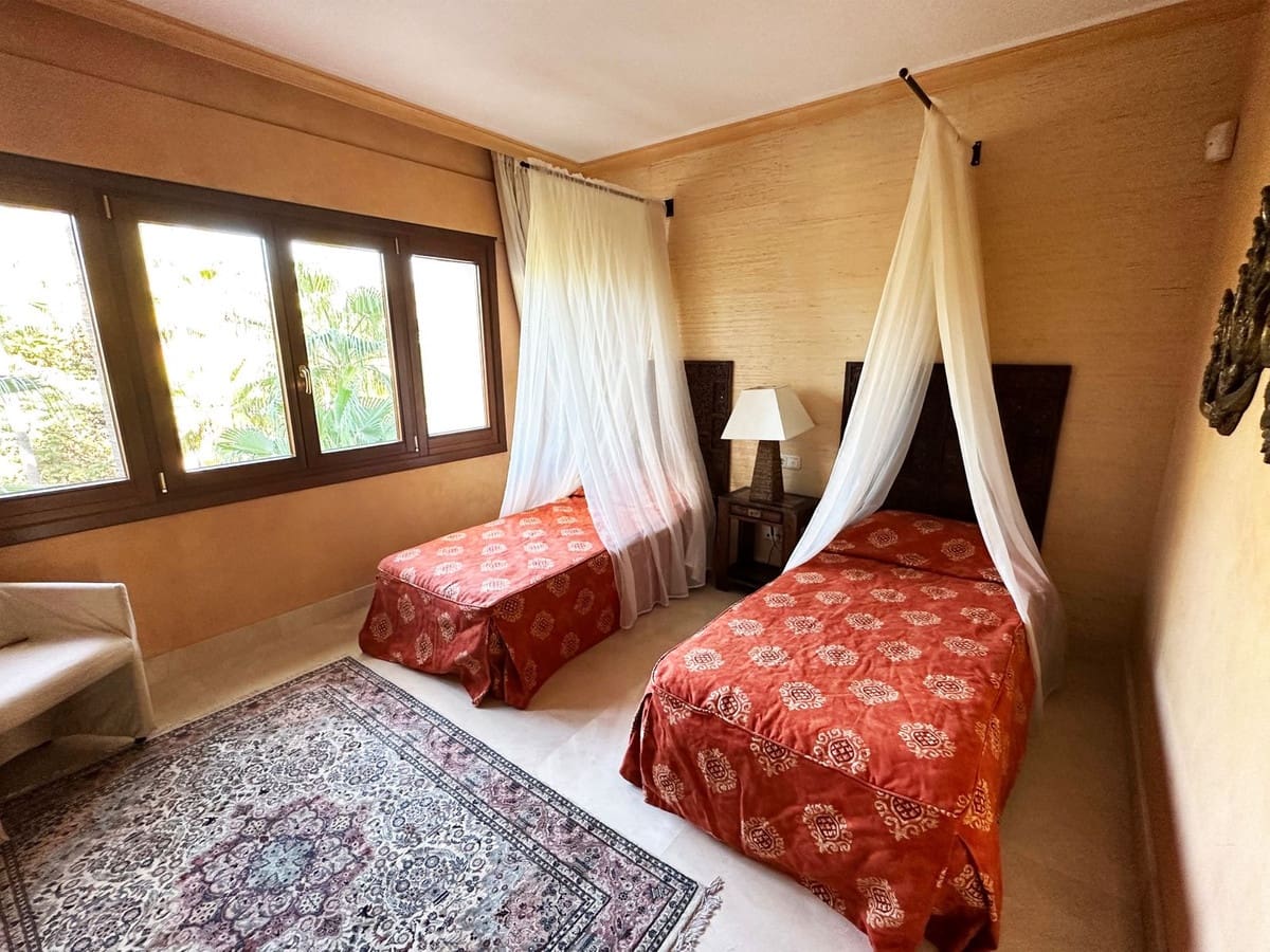 3 chambre Appartement à vendre à New Golden Mile avec piscine garage - 1 295 000 € (Ref: 8024459)