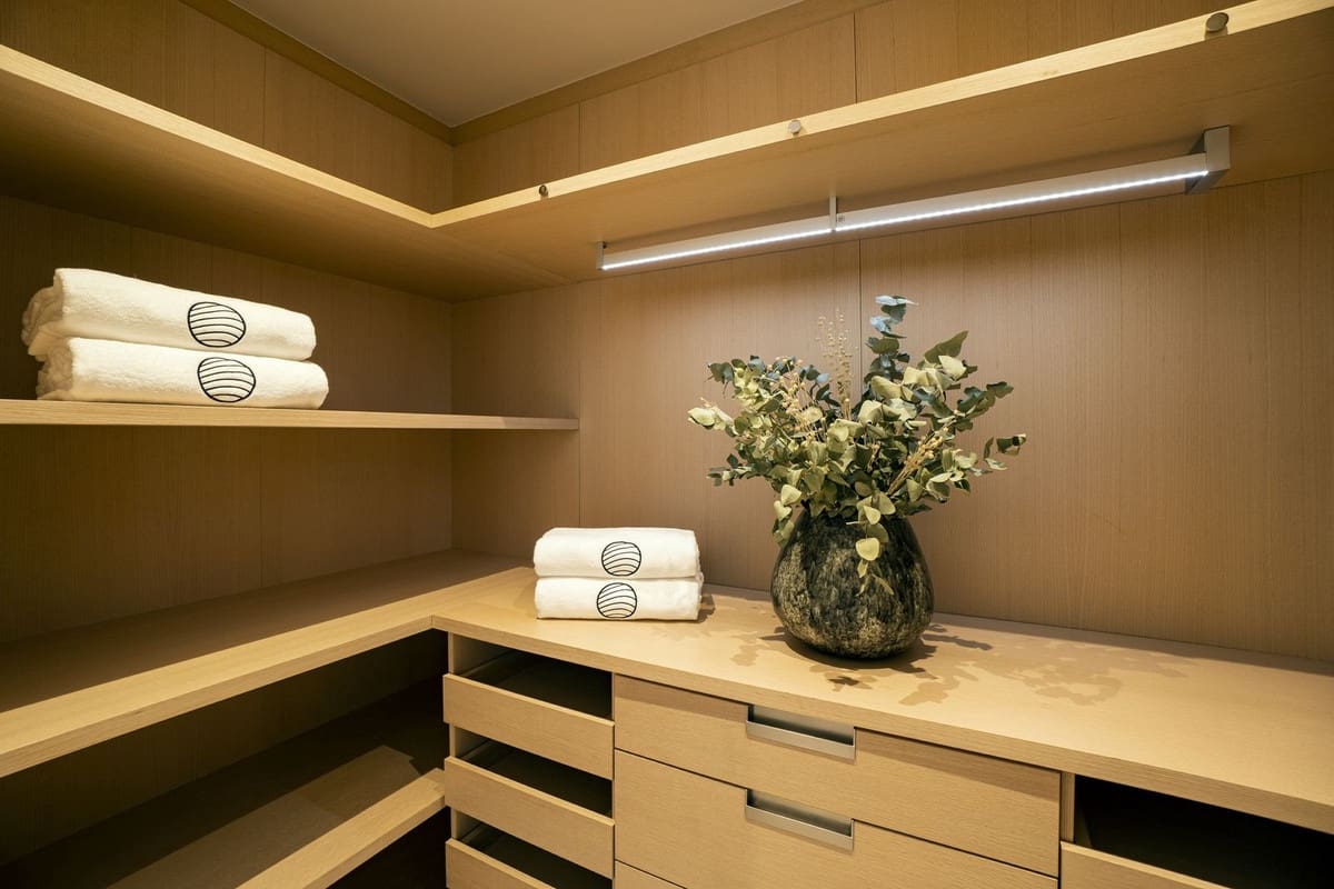 2 slaapkamer Appartement te koop in La Quinta met zwembad garage - € 899.000 (Ref: 8084897)