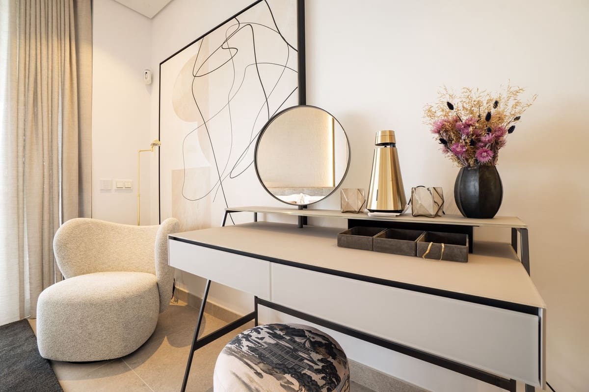 2 slaapkamer Appartement te koop in La Quinta met zwembad garage - € 899.000 (Ref: 8084897)