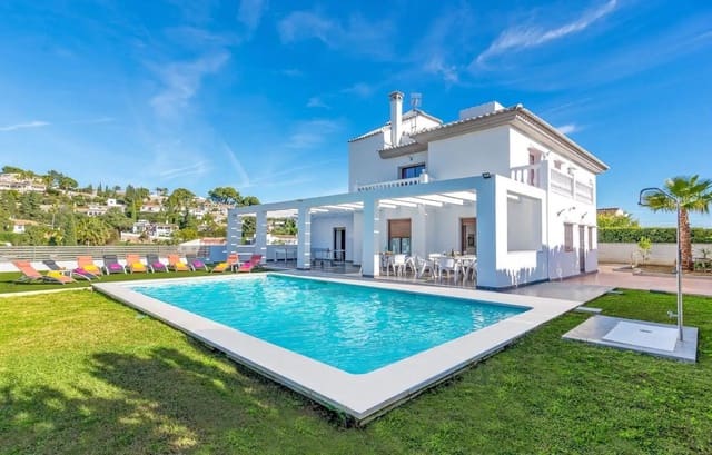 5 chambre Villa/Maison à vendre à Mijas avec piscine garage - 1 579 000 € (Ref: 8101477)