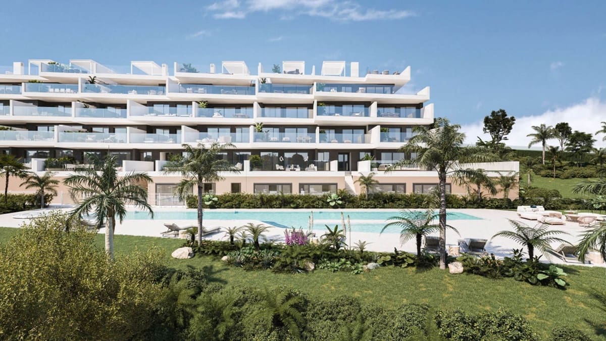 Apartamento de 3 habitaciones en La Duquesa / Puerto de la Duquesa en venta con piscina garaje - 398.000 € (Ref: 8155844)