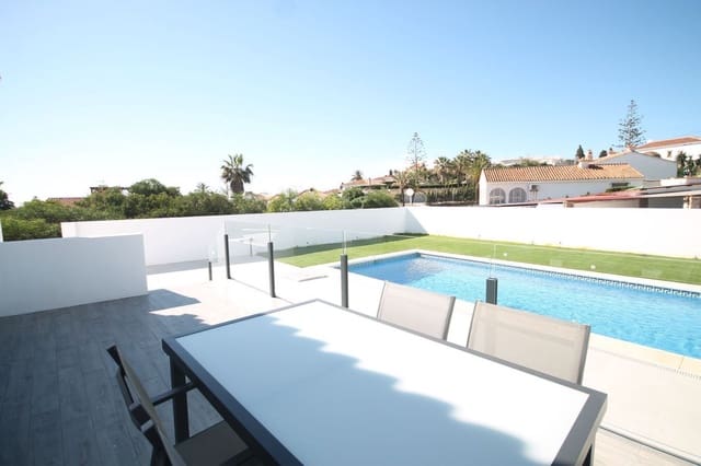 4 slaapkamer Villa te koop in El Faro, Mijas met zwembad garage - € 899.000 (Ref: 8280124)
