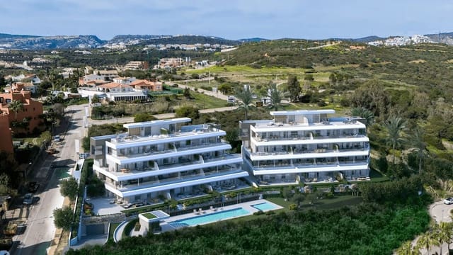 2 soverom Leilighet til salgs i Buenas Noches, Estepona med svømmebasseng garasje - € 644 000 (Ref: 8312654)