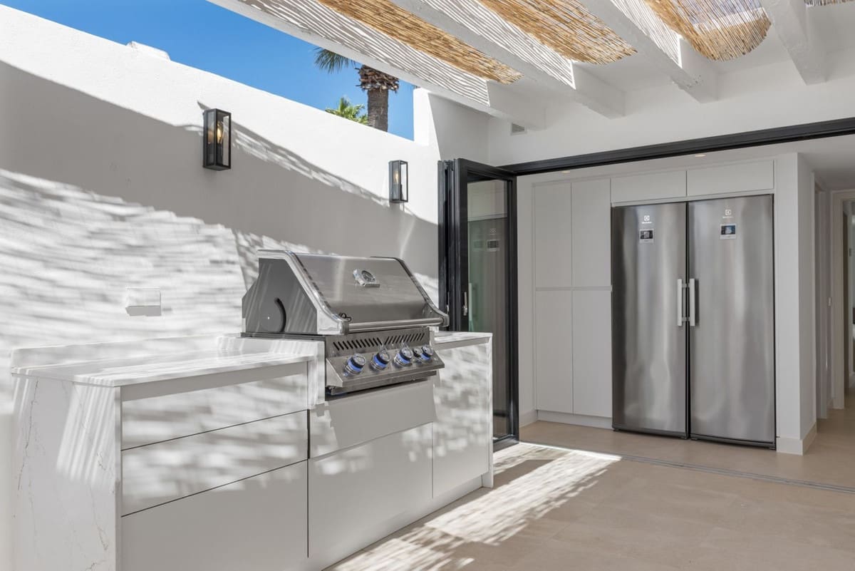 5 camera da letto Villa in vendita in Las Chapas con piscina garage - 3.295.000 € (Rif: 8315050)