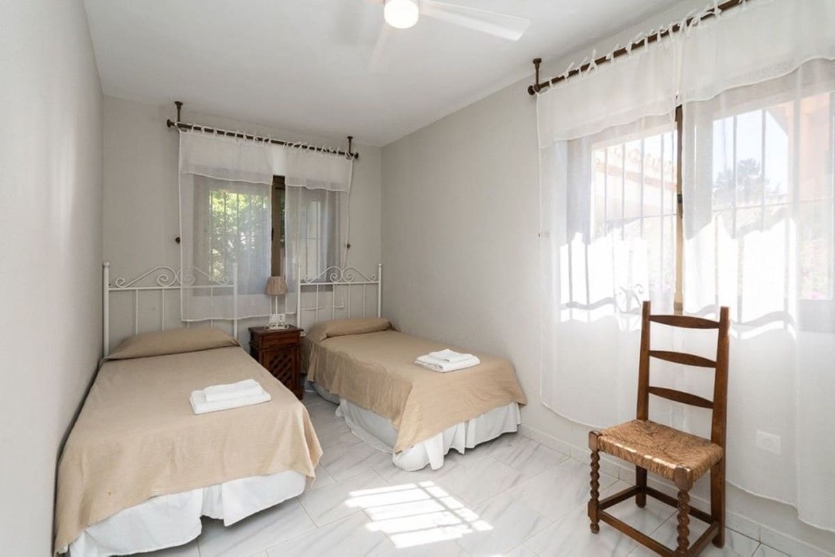 3 sypialnia Willa na sprzedaż w Marbesa z basenem garażem - 1 680 000 € (Ref: 8329081)