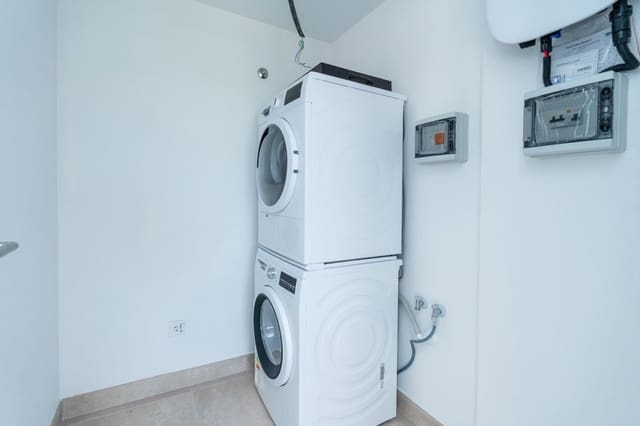 3 quarto Casa em Banda para venda em Mijas Costa, Mijas com piscina garagem - 845 000 € (Ref: 8440860)