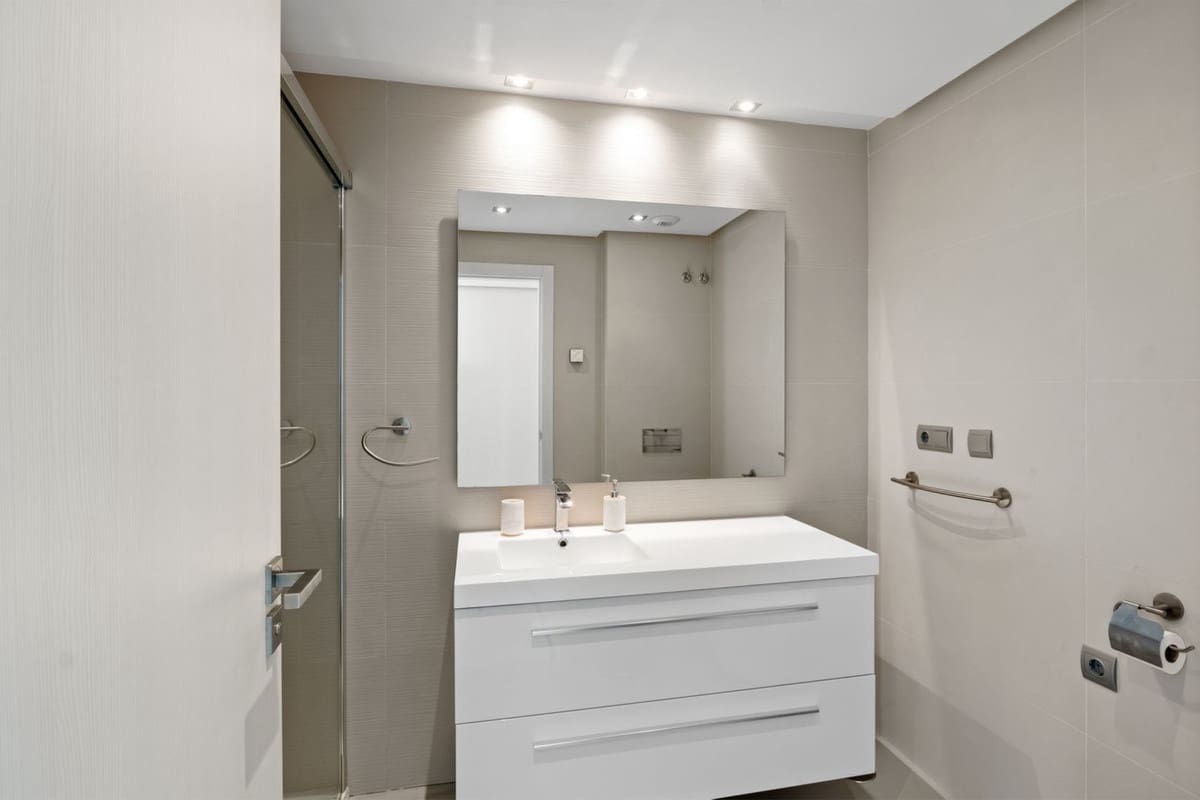 3 Zimmer Apartment zu verkaufen in San Pedro de Alcantara mit Pool Garage - 1.150.000 € (Ref: 8481490)