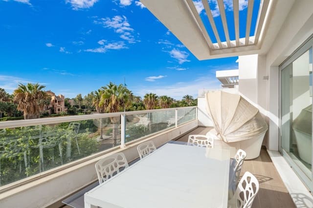 3 chambre Appartement à vendre à San Pedro de Alcantara, Marbella avec piscine garage - 1 150 000 € (Ref: 8481490)