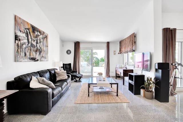 6 chambre Villa/Maison à vendre à Marbesa, Marbella avec piscine garage - 2 190 000 € (Ref: 8558820)