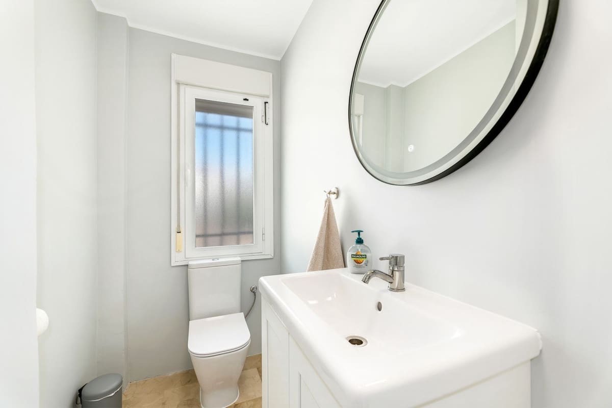 4 Zimmer Villa zu verkaufen in Riviera del Sol mit Pool Garage - 699.000 € (Ref: 8581041)