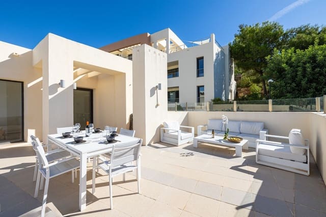 2 makuuhuone Kattohuoneisto myytävänä paikassa Los Monteros, Marbella mukana uima-altaan 
autotalli - 579 000 € (Ref: 8581042)