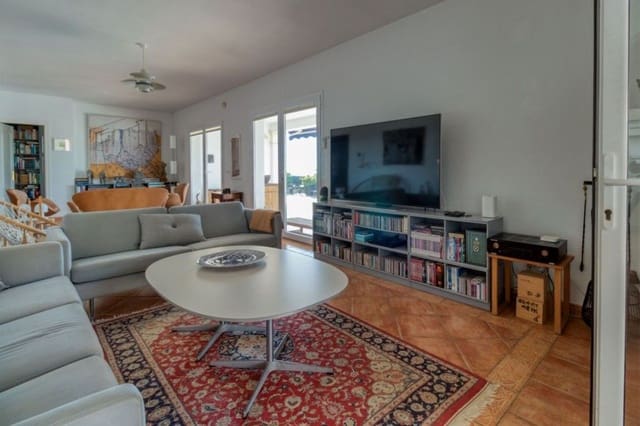 Chalet de 4 habitaciones en Mijas en venta con piscina garaje - 1.499.000 € (Ref: 8594287)