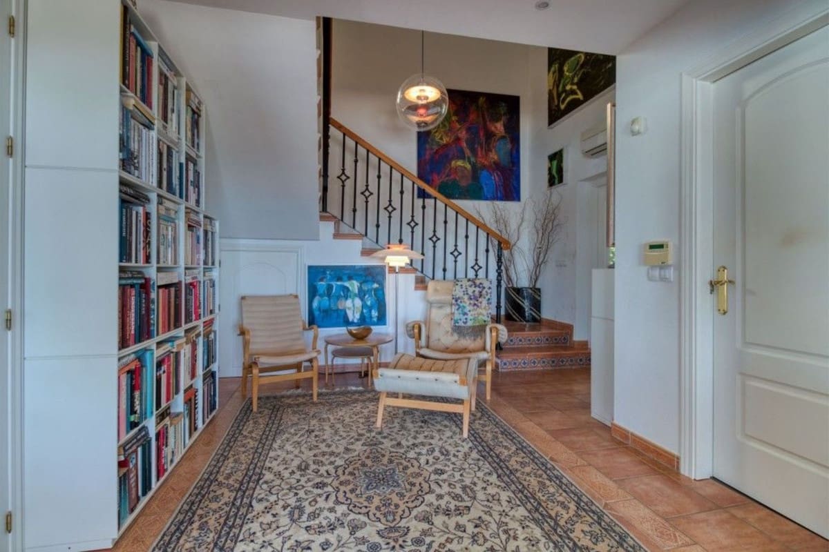 4 sovrum Villa till salu i Mijas med pool garage - 1 395 000 € (Ref: 8594287)