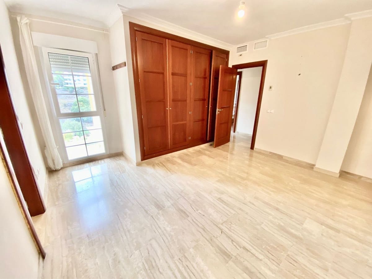 3 chambre Maison de Ville à vendre à Calahonda avec piscine garage - 650 000 € (Ref: 8594290)