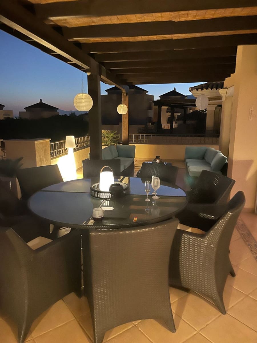 4 sypialnia Apartament na sprzedaż w Elviria z basenem garażem - 1 449 000 € (Ref: 8664513)