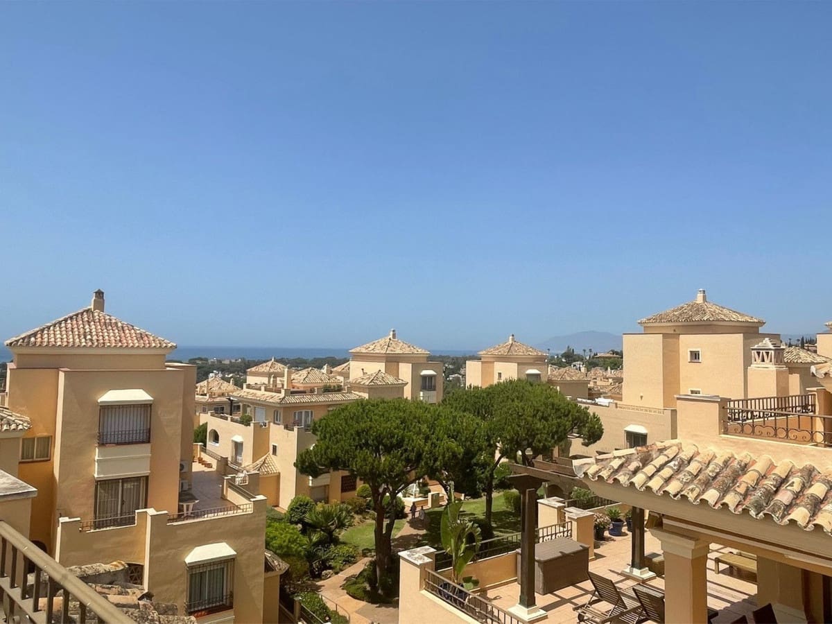 4 slaapkamer Appartement te koop in Elviria met zwembad garage - € 1.399.000 (Ref: 8664513)