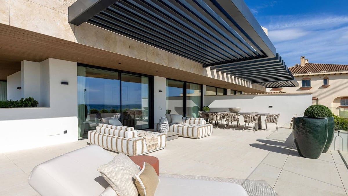 2 Zimmer Apartment zu verkaufen in Estepona mit Pool Garage - 3.003.000 € (Ref: 8670891)