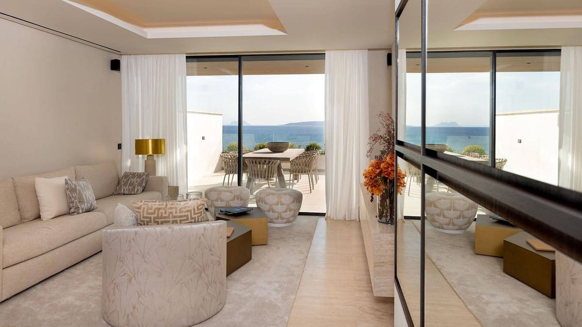 2 Zimmer Apartment zu verkaufen in Estepona mit Pool Garage - 3.003.000 € (Ref: 8670891)